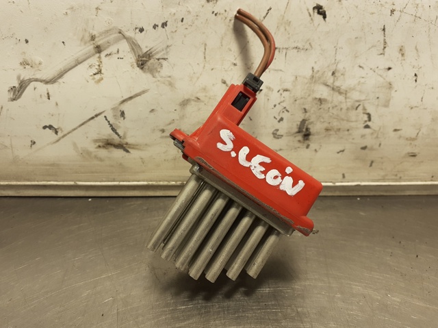 VAG 1J0907521 Resistencia del ventilador del habitáculo  disponible Valladolid