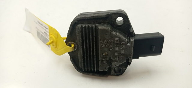 Sensor de nivel de aceite del motor Audi A4 8E2