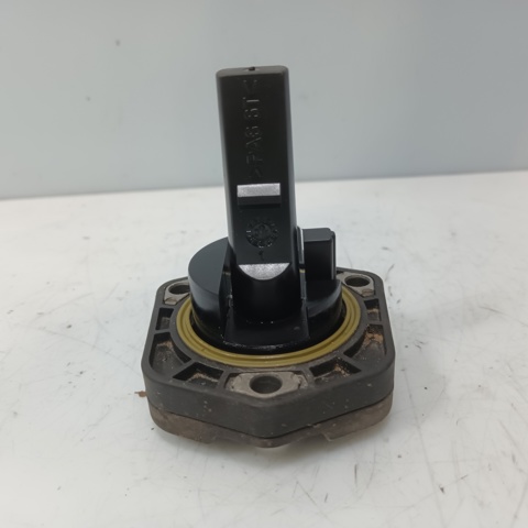 VAG 1J0907660B Sensor de nivel de aceite  en stock Terrassa