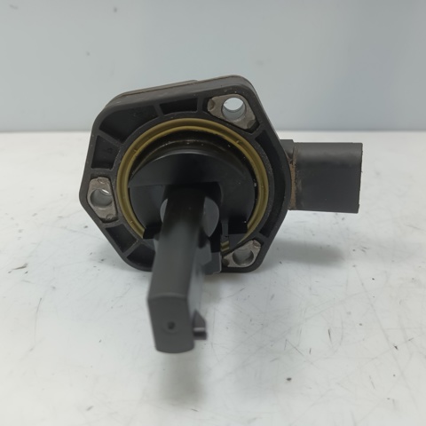 Comprar Sensor de nivel de aceite del motor Audi A3  8L1 a bajo precio