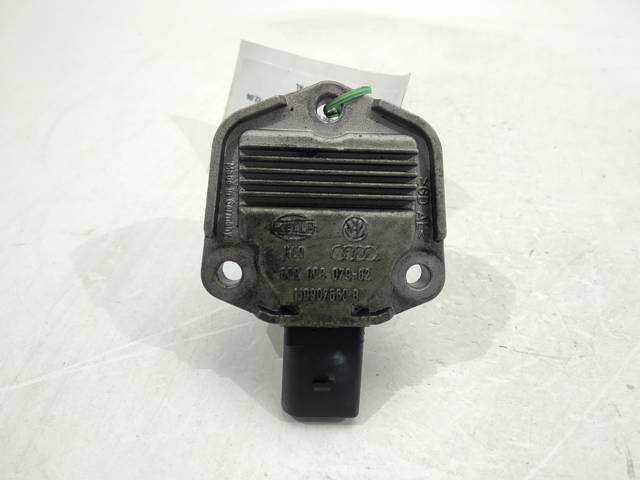 Sensor de nivel de aceite del motor Audi A4 8E2