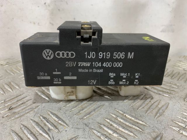 1J0919506M Regulador de velocidad del ventilador de refrigeración (unidad de control)  disponible Utrera