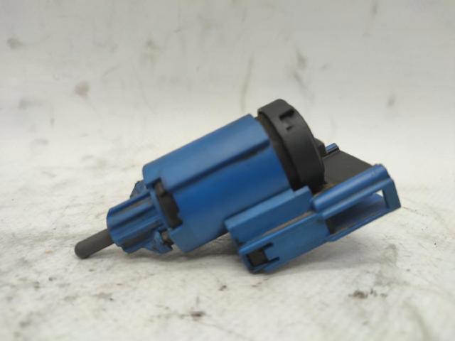 1J0927189 VAG Interruptor de embrague  en stock Córdoba
