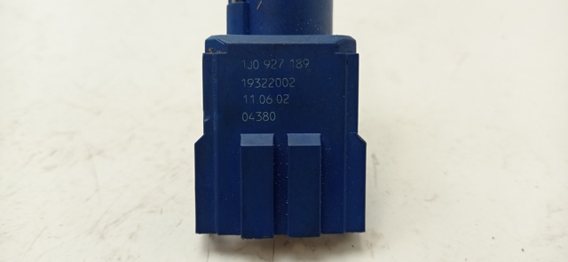 1J0927189 VAG Interruptor de embrague comprar Madrid