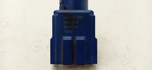 VAG 1J0927189F Interruptor de embrague  disponible Lugo