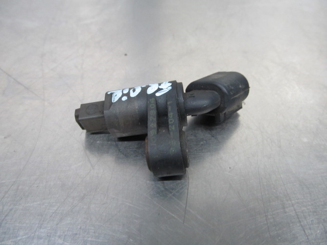 1J0927804 VAG Sensor ABS delantero derecho  en stock Gandía