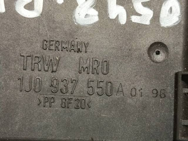 1J0937550 VAG Caja de fusibles  en stock Huelva