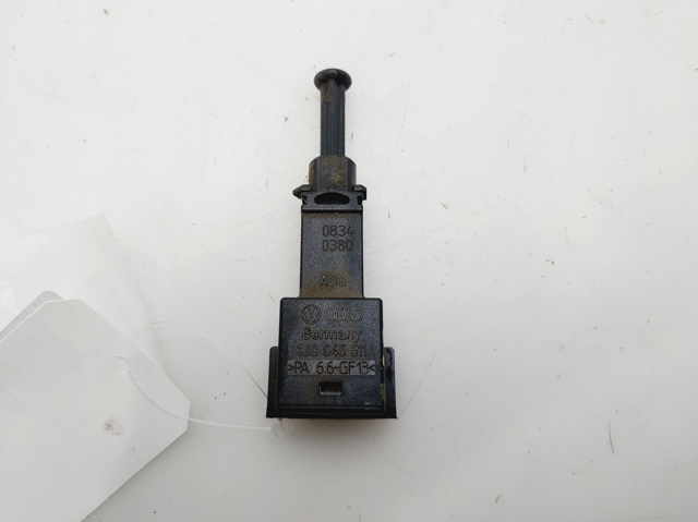 1J0945511A VAG