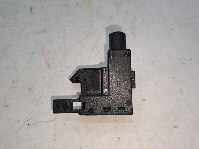 VAG 1J0947561 Interruptor de control de posición del freno de mano  en stock Valencia