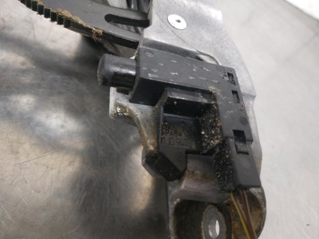 1J0947561C Interruptor de control de posición del freno de mano comprar Sevilla