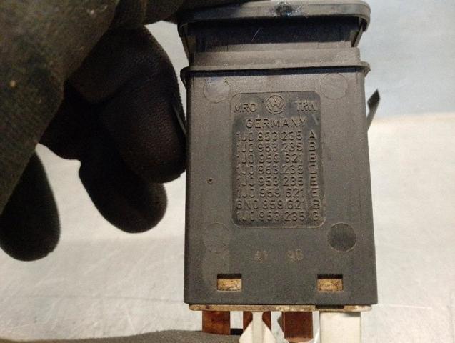 1J0953235A VAG Boton de luz de emergencía comprar Alcalá
