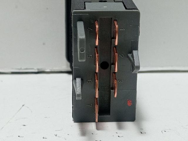 VAG 1J0953235J Boton de luz de emergencía  en stock Terrassa