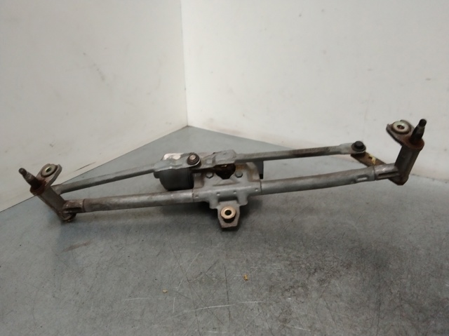 VAG 1J0955325A Biela izquierda de la transmisión del limpiaparabrisas  en stock Valencia