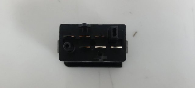 1J0959621C Botón de encendido de la calefacción de la luneta trasera  en stock Granada