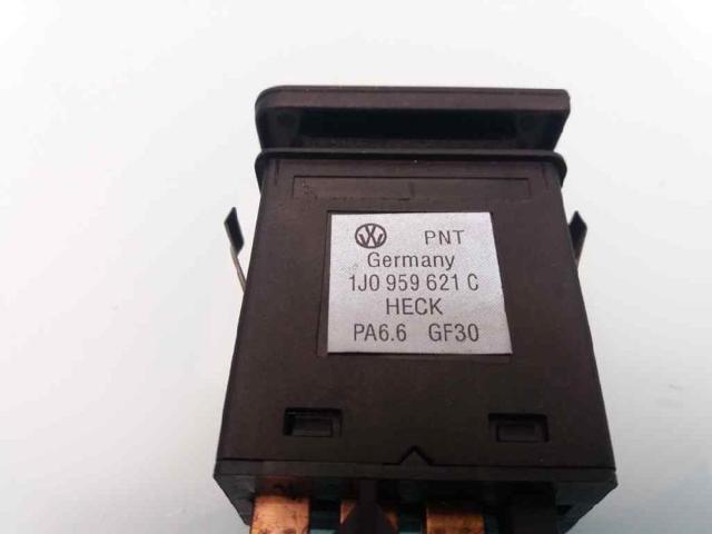 1J0959621C Botón de encendido de la calefacción de la luneta trasera  en stock Sabadell