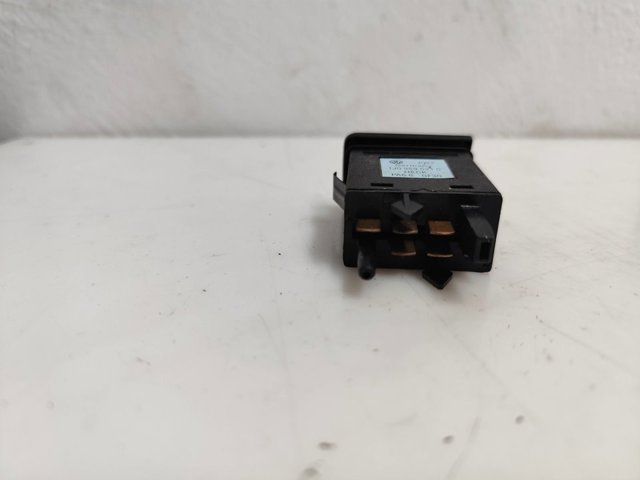 1J0959621C Botón de encendido de la calefacción de la luneta trasera  comprar en Reus