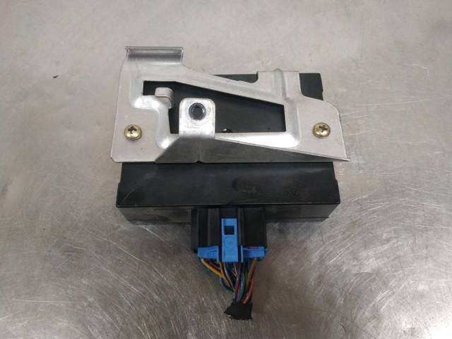 Comprar Módulo de confort Volkswagen Golf IV 1J1 a bajo precio
