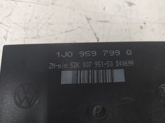 VAG 1J0959799Q Módulo de confort  en stock Terrassa