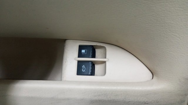 1J0959831A VAG Botón interior de apertura de maletero  en stock Gandía