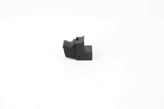 1J0959831A VAG Botón interior de apertura de maletero comprar Madrid