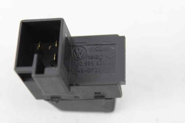 VAG 1J0959831A Botón interior de apertura de maletero  comprar en Albacete