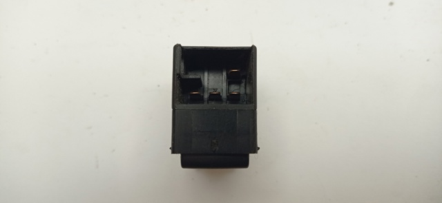 1J0959855 Botón de encendido del motor del elevalunas trasero  comprar en Zaragoza