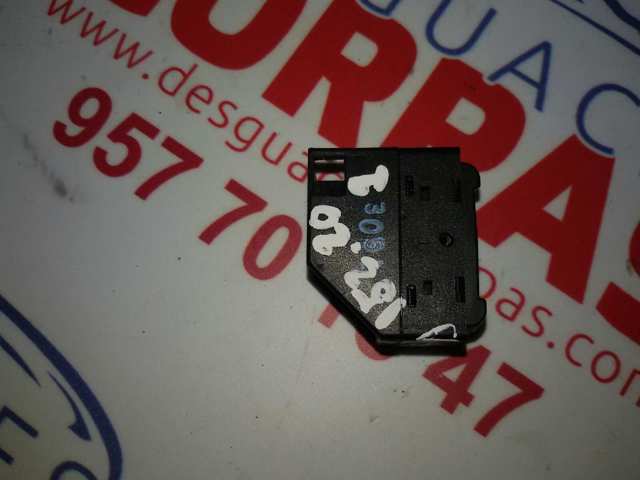 1J0959855 Botón de encendido del motor del elevalunas trasero comprar Girona