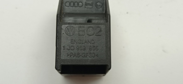 1J0959855 Botón de encendido del motor del elevalunas trasero comprar Sevilla