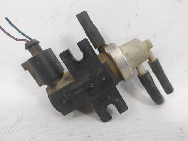 1J0973722 Conector de faro antiniebla  disponible Málaga