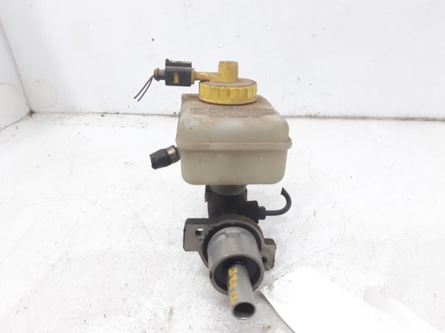 1J1614019K VAG Cilindro principal de freno  disponible Ourense