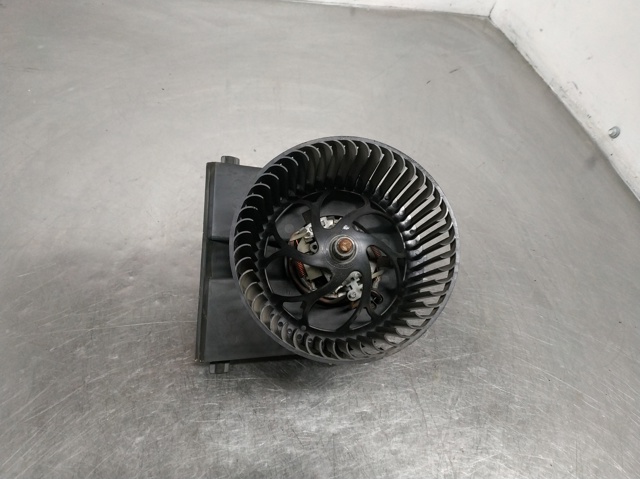 1J1819021A Motor del ventilador del calefactor  disponible Utrera