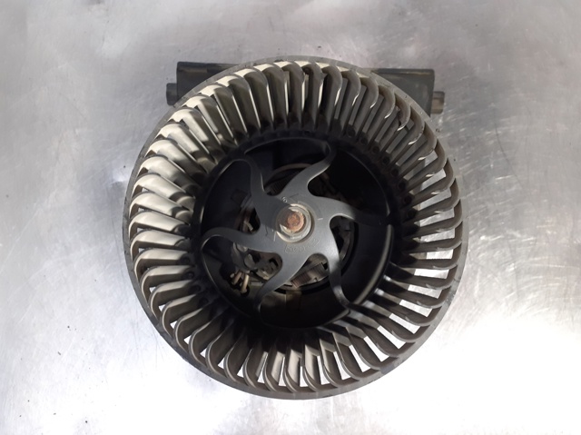 VAG 1J1819021B Ventilador habitáculo  en stock Salamanca