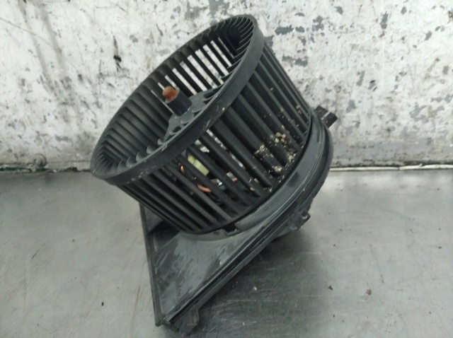 VAG 1J1819021B Motor del ventilador del calefactor  disponible Valladolid