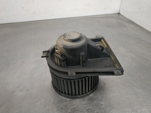VAG 1J1819021C Ventilador habitáculo  en stock Valencia