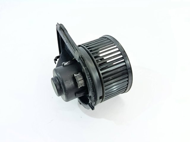 1J1819021C VAG Ventilador habitáculo  en stock Huelva