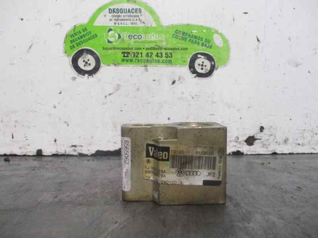 1J1820103A VAG