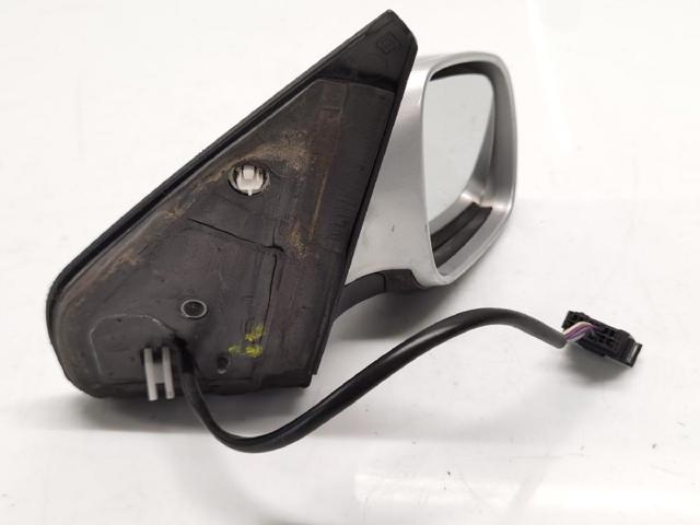1J1857508D01C Carcasa interior del espejo retrovisor derecho  disponible Málaga