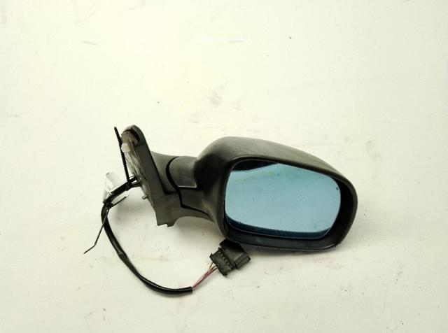 VAG 1J1857508D01C Carcasa interior del espejo retrovisor derecho  en stock Salamanca
