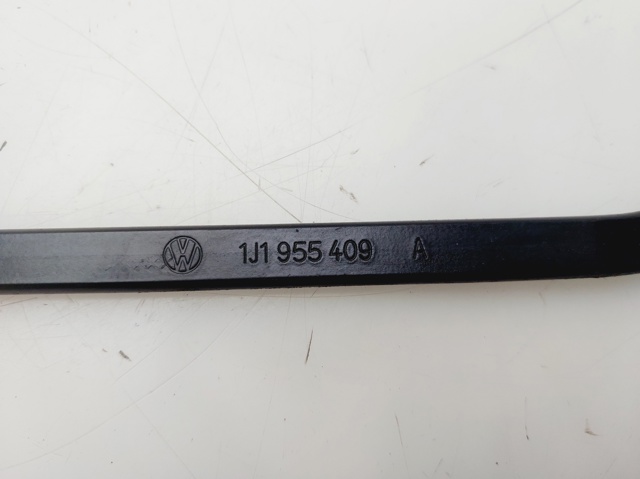 1J1955409A VAG Brazo del limpiaparabrisas  en stock Gandía