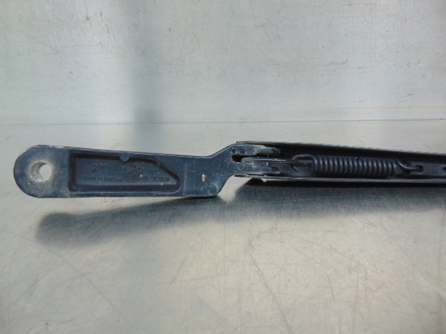1J1955409A VAG Brazo del limpiaparabrisas comprar Madrid