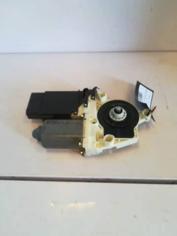 1J1959801C Motor del elevalunas eléctrico  en stock Sabadell