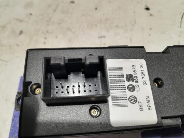 1J3959857B Unidad de control de elevalunas delantera izquierda  comprar en Pontevedra
