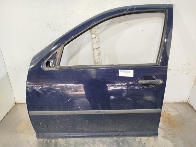 Puerta delantera izquierda Volkswagen Golf segundo mano en Madrid