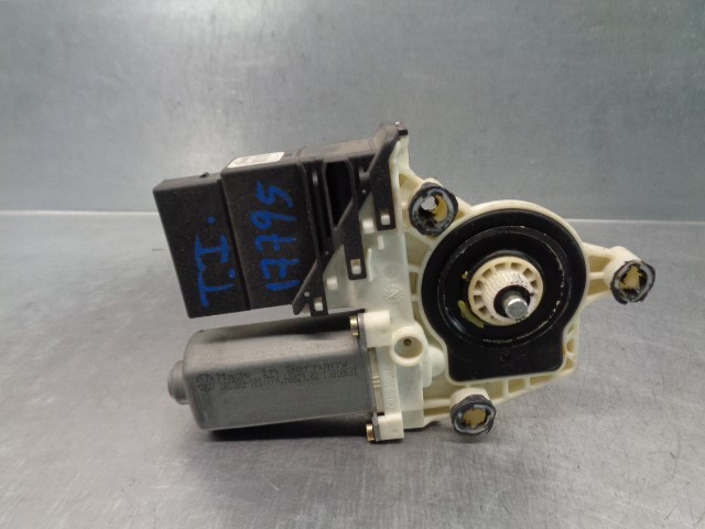 VAG 1J4959811C Motor del elevalunas de la puerta trasera izquierda  en stock Valencia