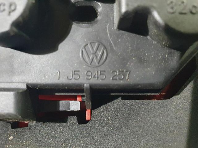 1J5945257 VAG Portalámparas de luz trasera  en stock Huelva