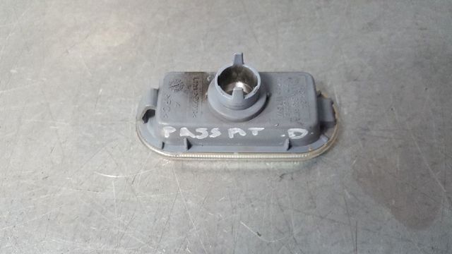 VAG 1J5949117A Luz intermitente de guardabarros comprar Barcelona
