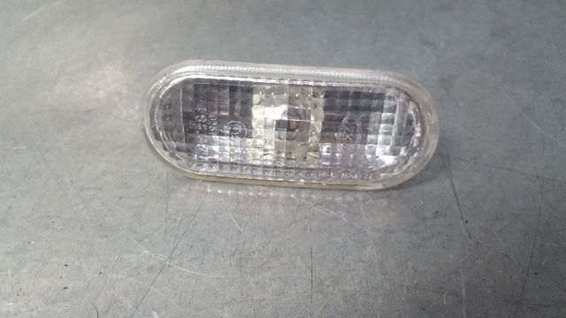 1J5949117A Luz intermitente de guardabarros comprar Sevilla