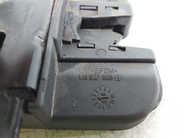 1J6827505B Cerradura de tapa de maletero  comprar en Zaragoza