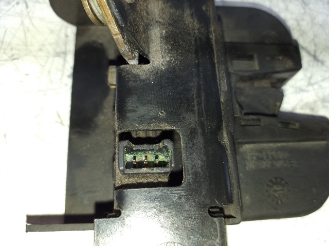 1J6827505B VAG Cerradura de maletero comprar Madrid