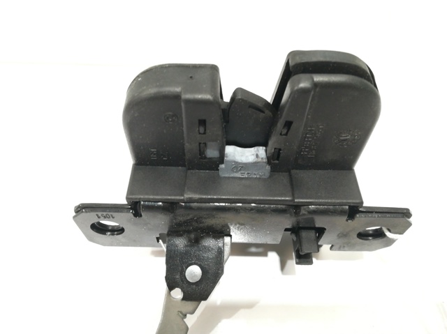 1J6827505C Cerradura de maletero comprar Almería
